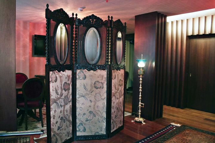 Hotel Interior 27 of 32