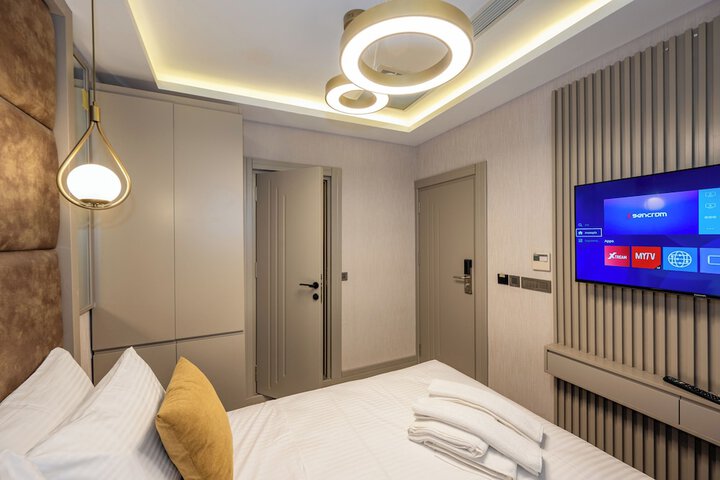 Room 20 of 42