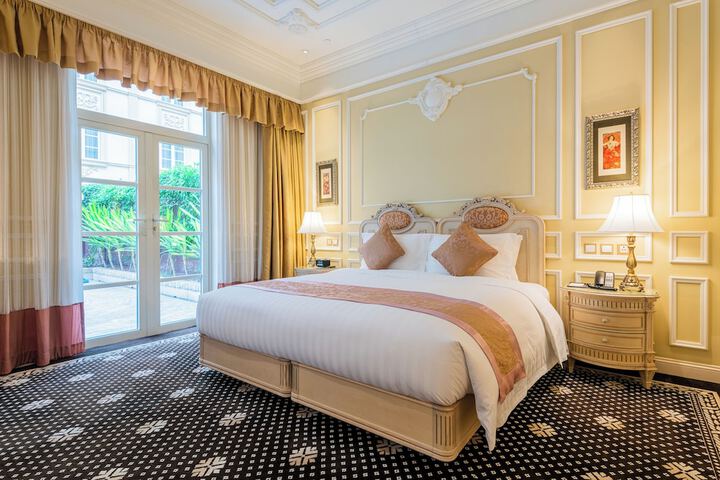 Room 14 of 42