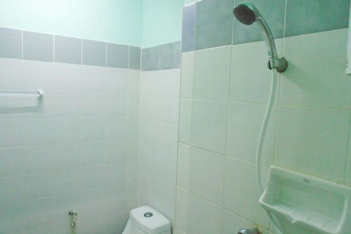Room 15 of 19