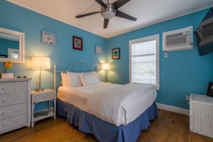 Room 70 of 192