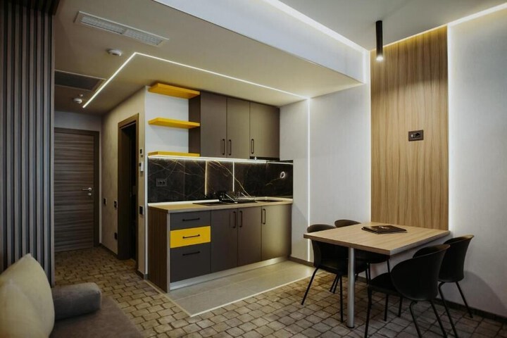 Room 38 of 132