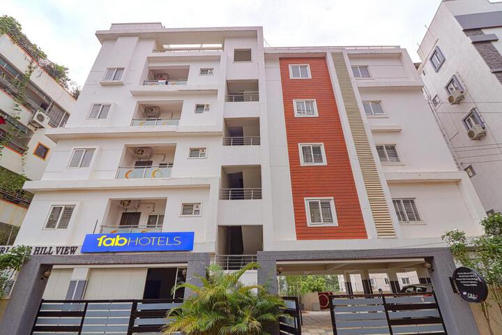 FabHotel Srisai Hill View