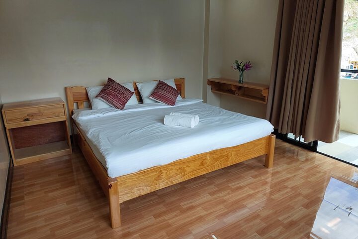 Room 13 of 44