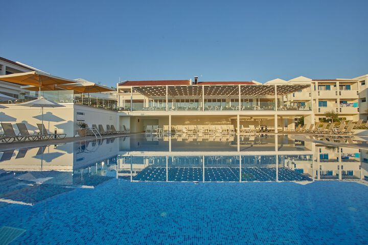 Pool 49 of 85