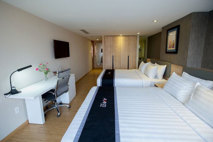 Room 11 of 45