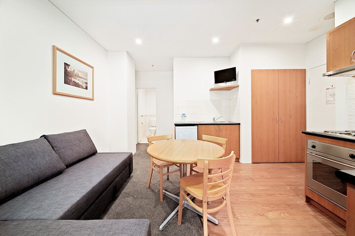 Room 65 of 120