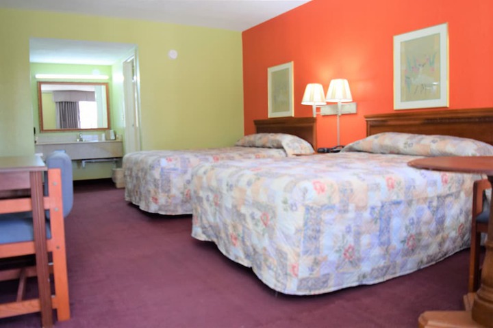 Room 14 of 29