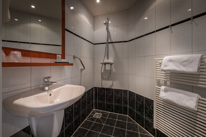 Bath Photo