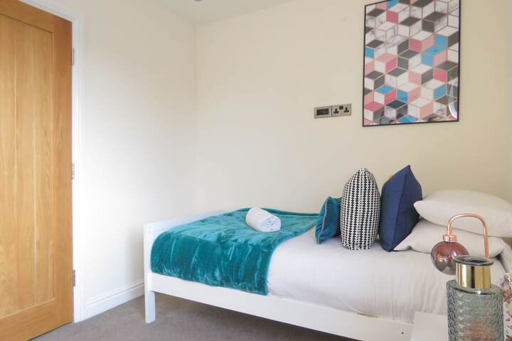 Room 10 of 26