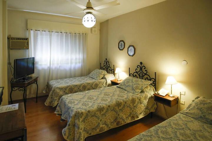 Room 35 of 46