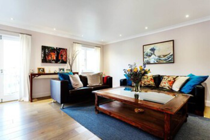 Waterside Mews