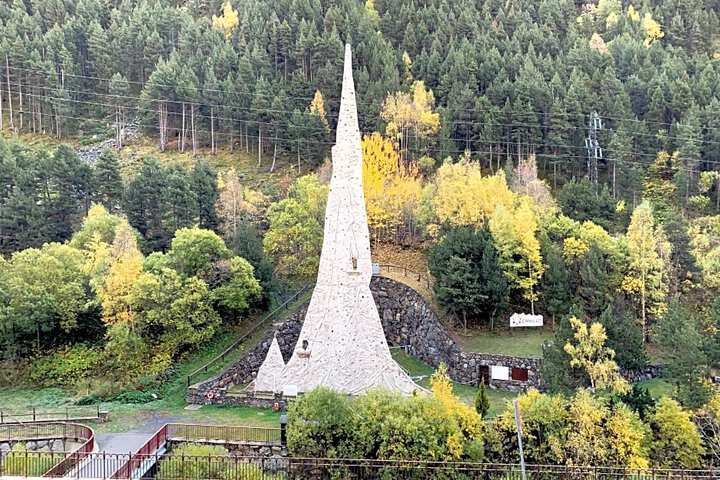 Photo of Canillo 3000