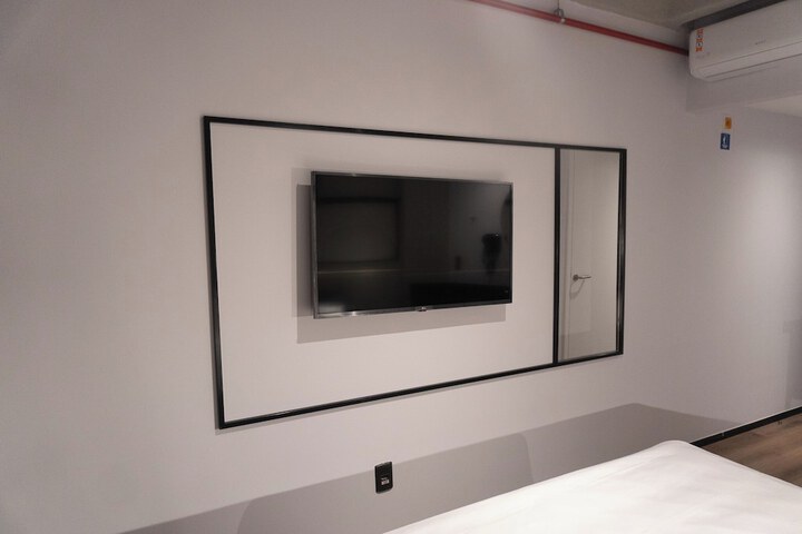 Room 36 of 122
