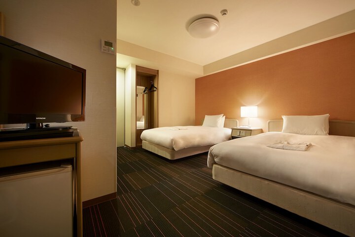 Room 10 of 55