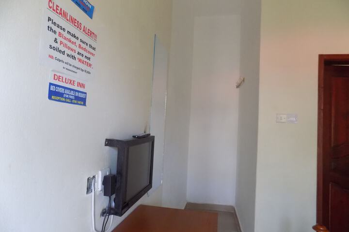 Room 17 of 57
