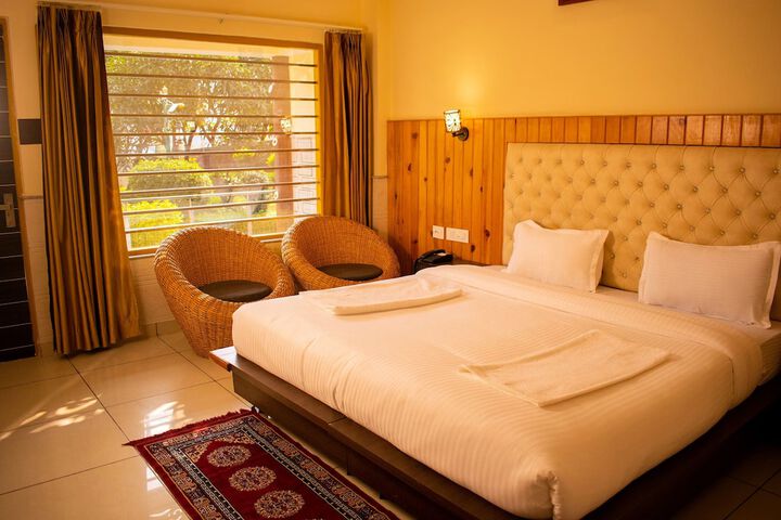 Room 5 of 22