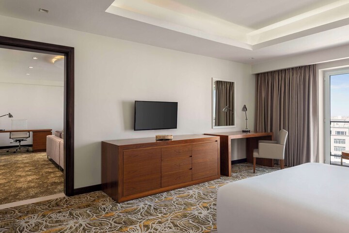 Room 14 of 164