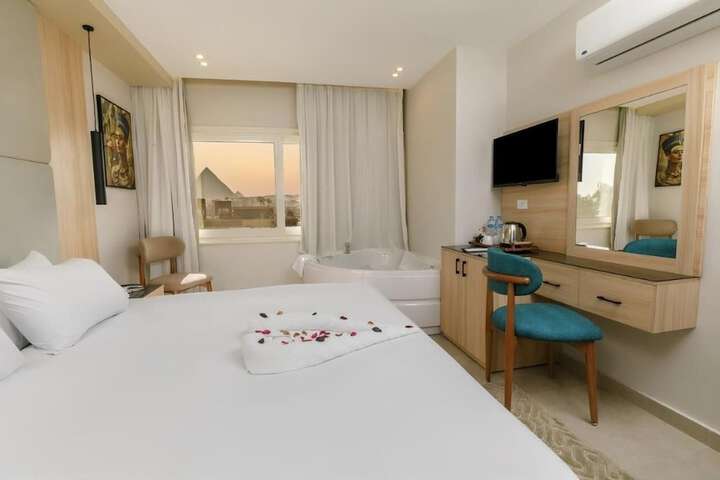 Room 44 of 83