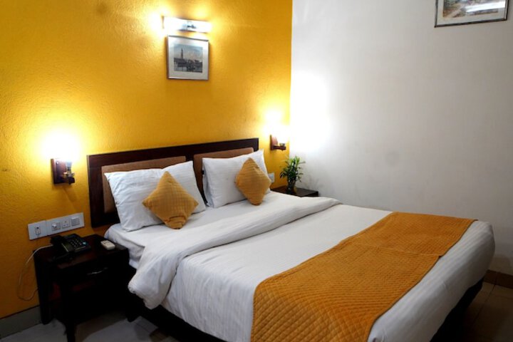 Room 50 of 111