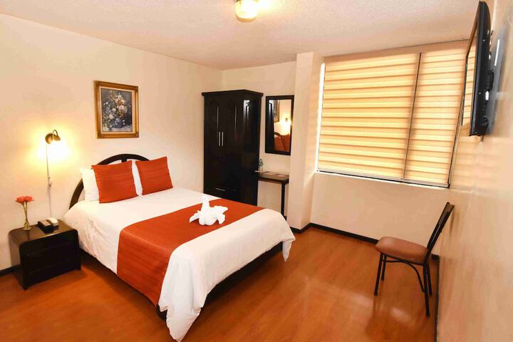 Room 4 of 37
