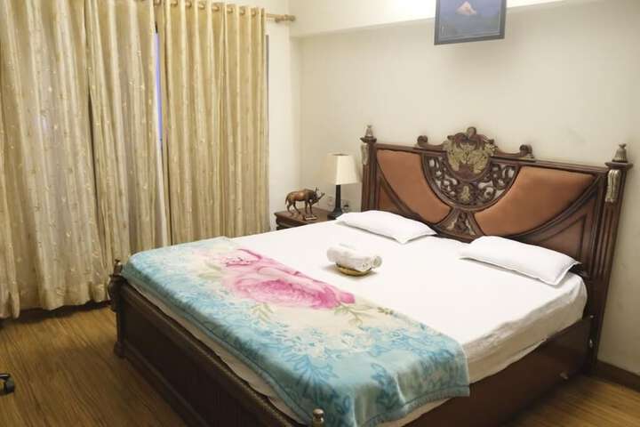 Room 3 of 26