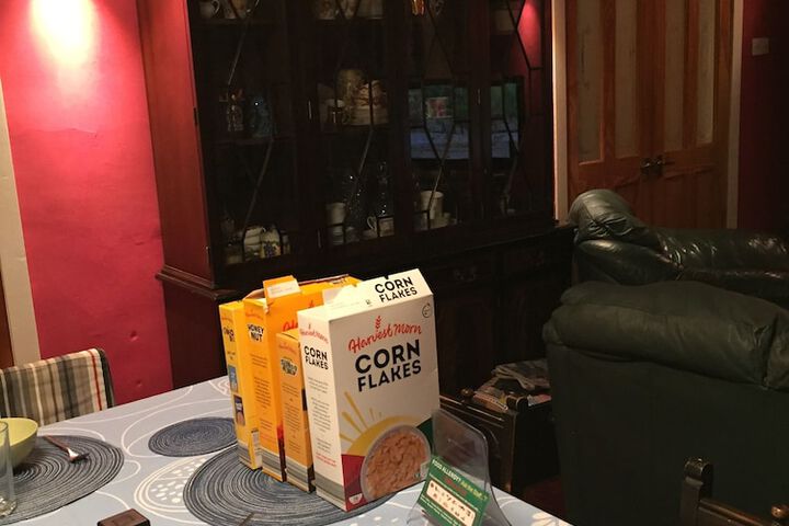 Dining 8 of 10