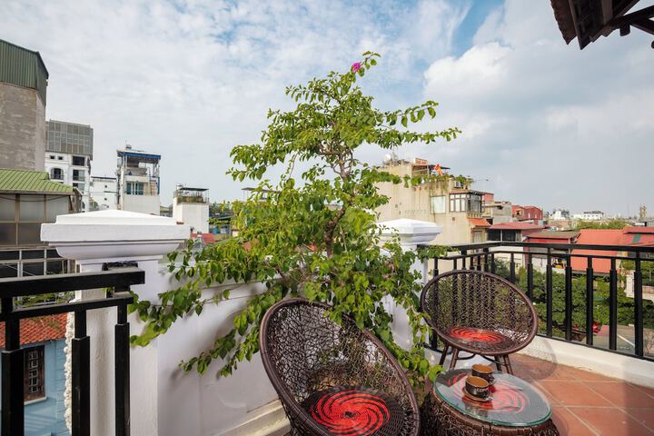 Terrace/Patio 21 of 35