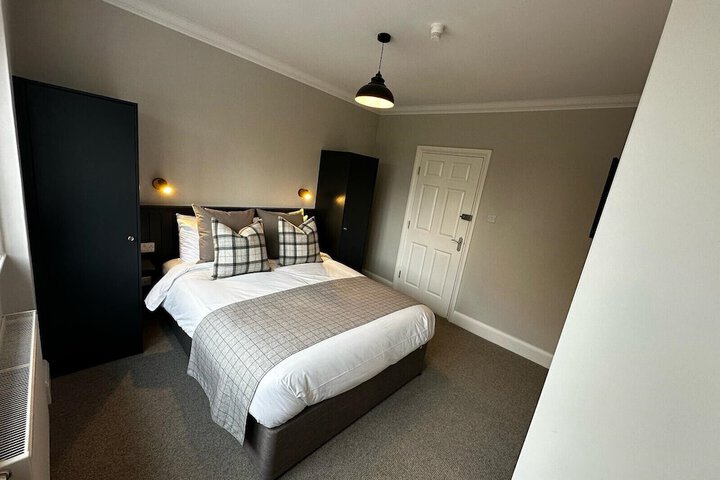 Room 47 of 66