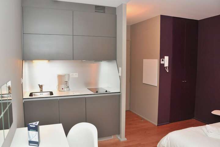 Private kitchenette