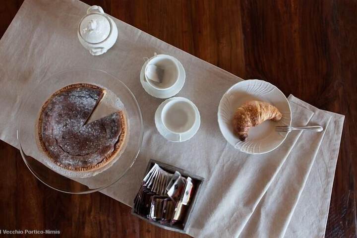 Breakfast/Coffee Service 32 of 79