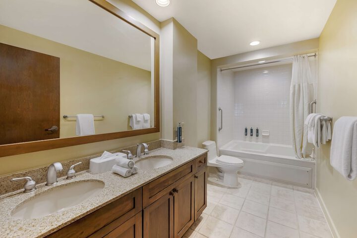 Bathroom shower