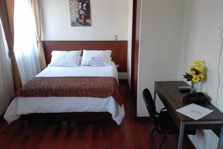 Room 11 of 48
