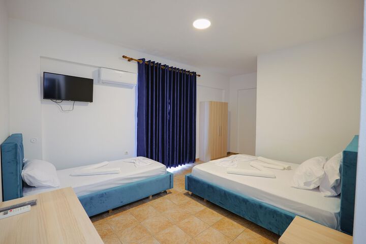Room 3 of 69