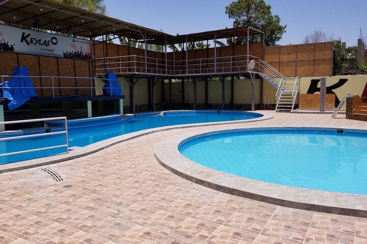 Exterior of Keylas Hotel