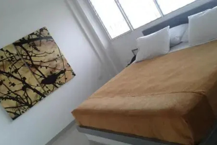 Room 3 of 6