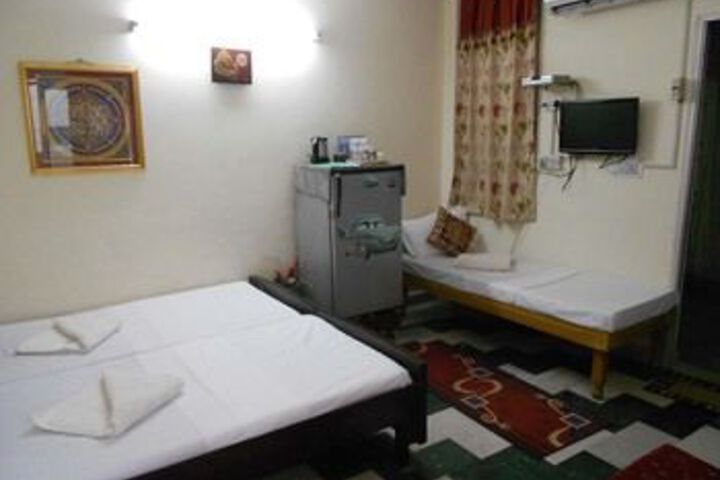 Room 36 of 46