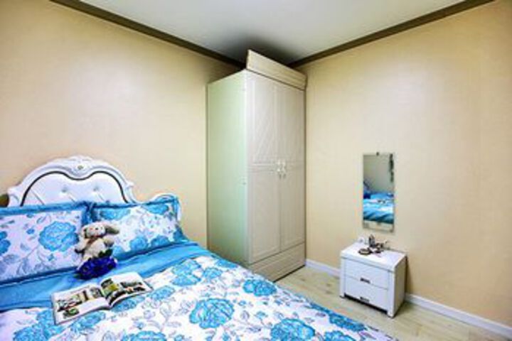 Room 22 of 53