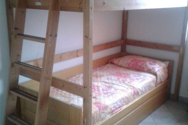 Room 30 of 35
