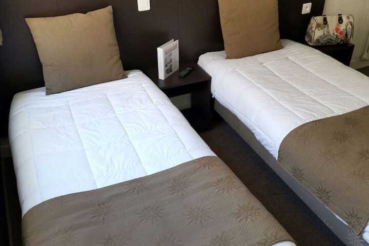 Room 26 of 58