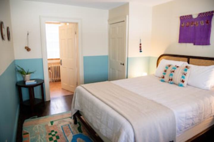 Room 10 of 126