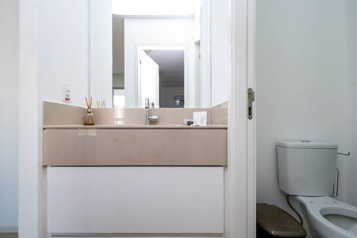 Room 9 of 19