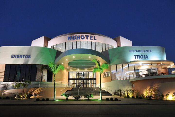Hotel Nohotel Premium Americana