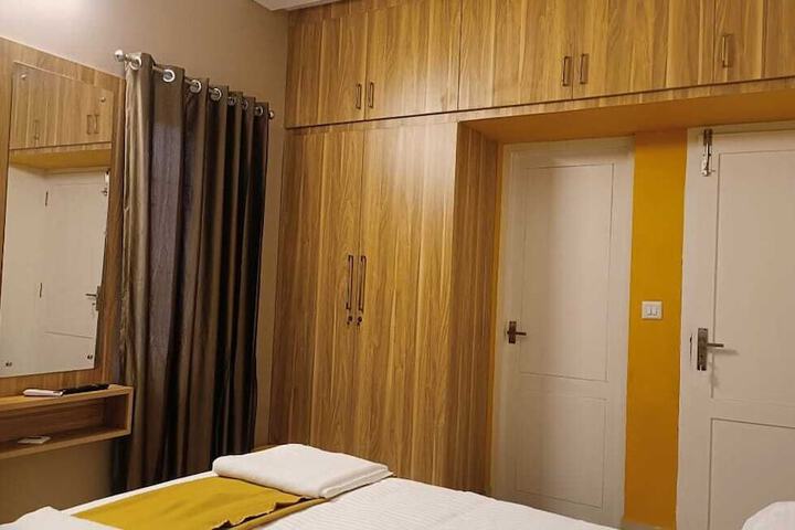 Room 10 of 41