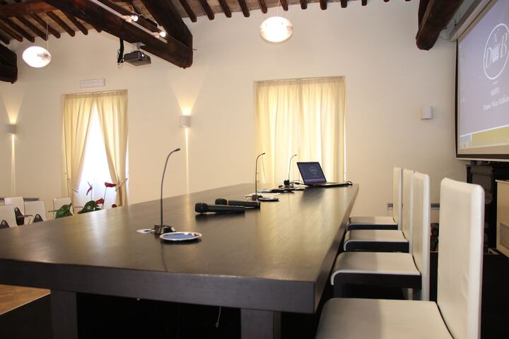 Business Center 147 of 180