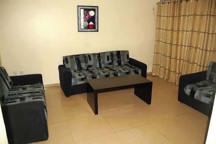 Room 25 of 60