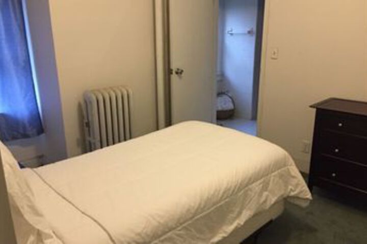 Room 21 of 48
