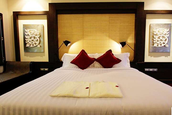 Room 15 of 144