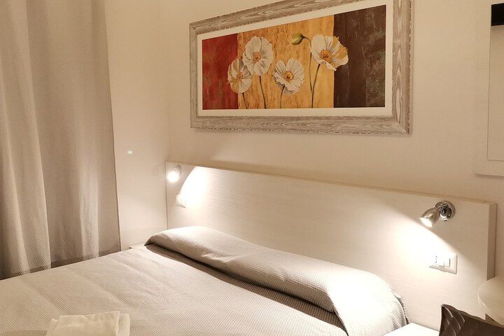 Room 17 of 44