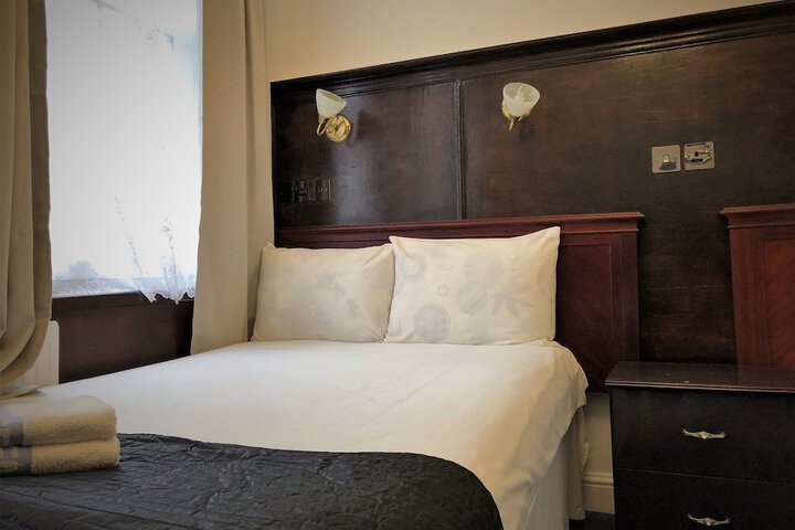 Room 76 of 127
